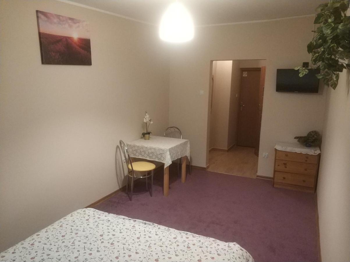 Hotel Mark Marki  Bagian luar foto